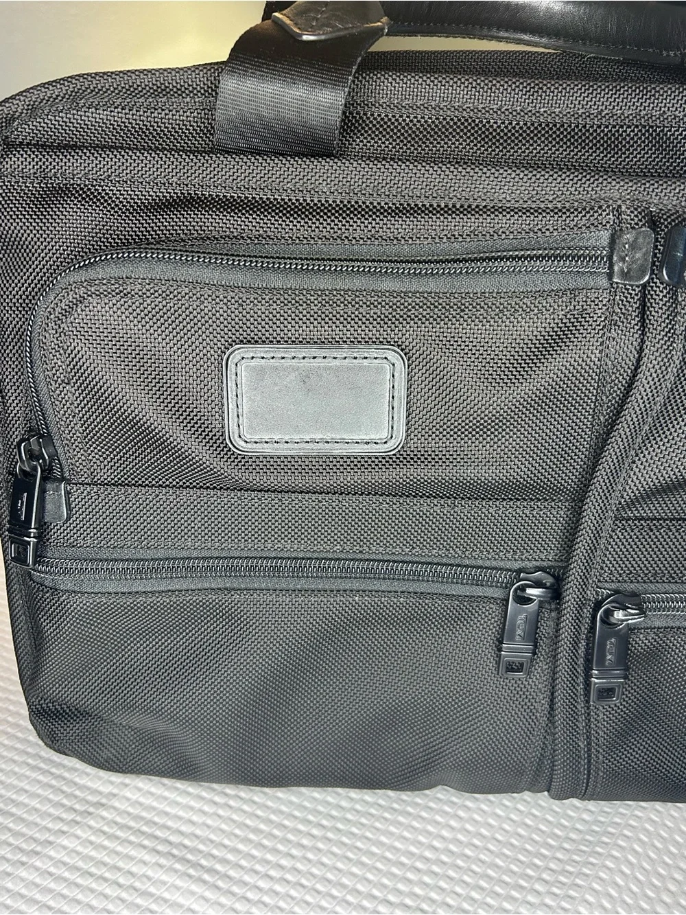 TUMI Alpha 26120DH Small Screen Expandable Brief | Black